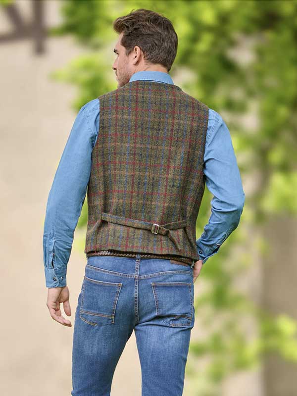 Harris Tweed Vestje "Wales" Met Revers In Red-Blue Check