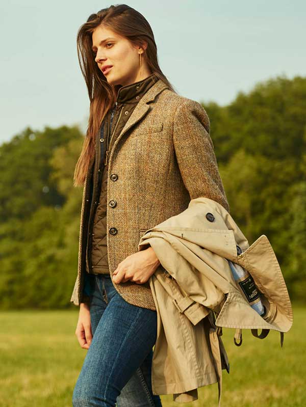 Harris Tweed Dames Jasje "Carola" In Sand Herringbone
