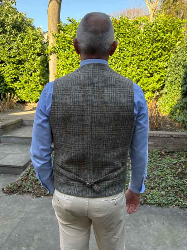 Harris Tweed Vestje "Wales" Met Revers In Greystone Overcheck