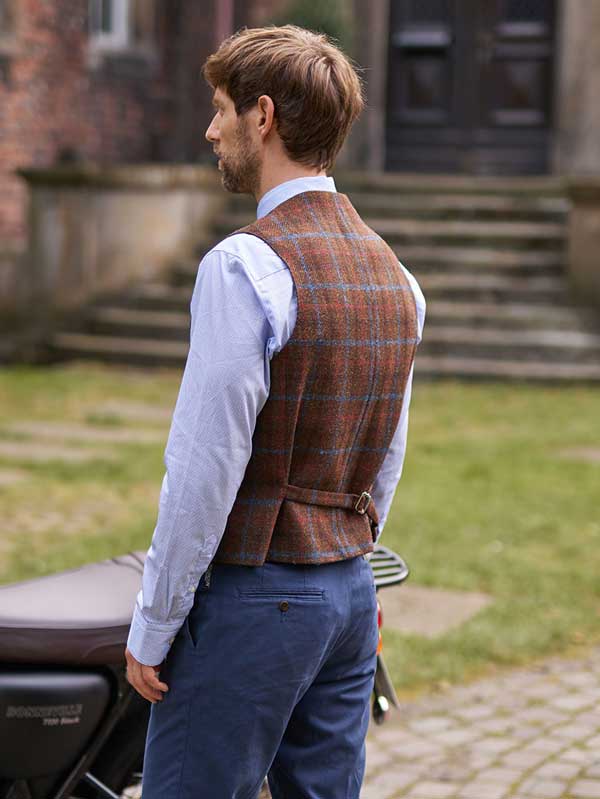 Harris Tweed Vestje "Wales" Met Revers In Lord's Overcheck