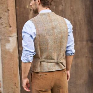 Harris Tweed Vestje "Wales" Met Revers In Sand Herringbone