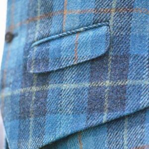 Harris Tweed Vestje "Wales" Met Revers In Jeans Herringbone