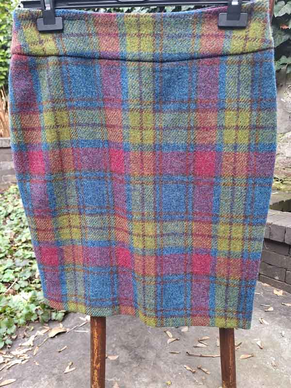 Harris Tweed Dames Rok "Pencil-Skirt" In Candy Check