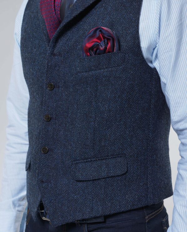 Harris Tweed Vestje "Wales" Met Revers In Blue Herringbone