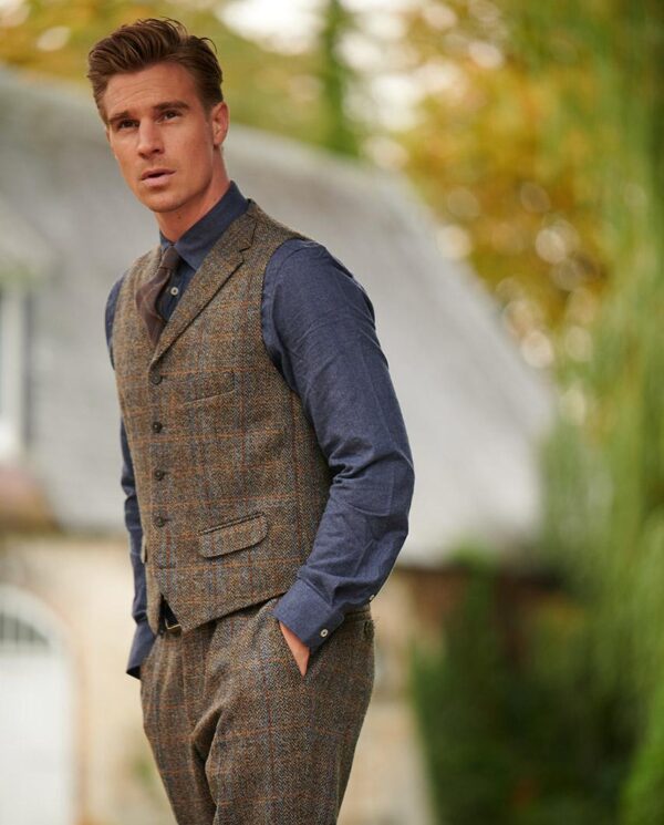 Harris Tweed Vestje "Wales" Met Revers In Green-Blue Herringbone