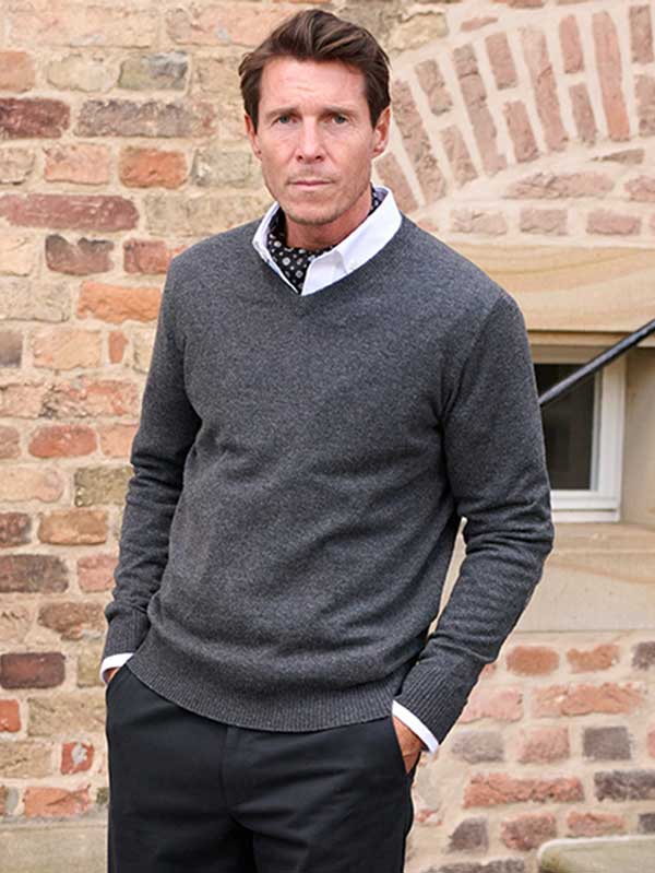 Pullover Lambswool "Jack" Met Harris Tweed Details In Charcoal