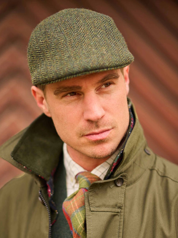 Harris Tweed Flat Cap "Henry" In Green Island Herringbone