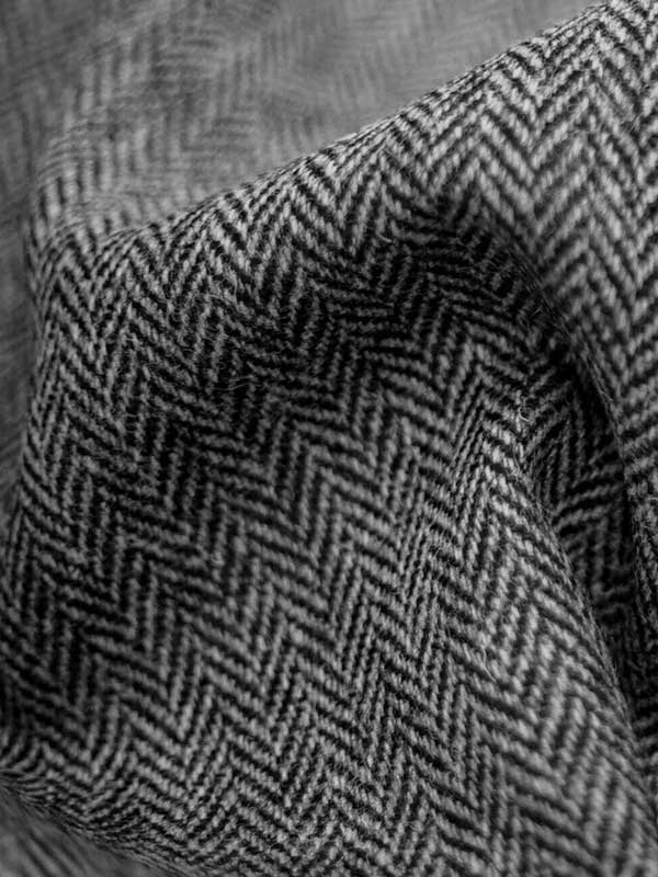 Harris Tweed Flat Cap "Henry" In Black Herringbone