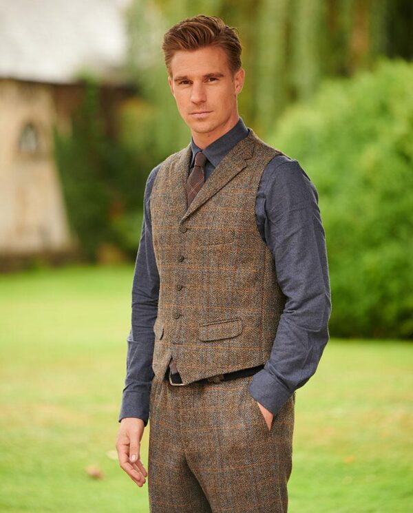 Harris Tweed Vestje "Wales" Met Revers In Green-Blue Herringbone