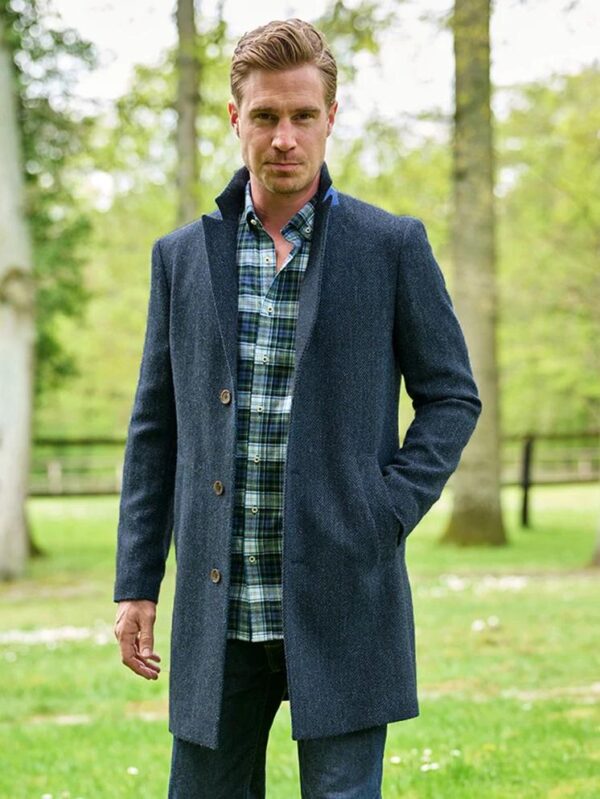 Harris Tweed Overjas "Barney" In Blue Herringbone