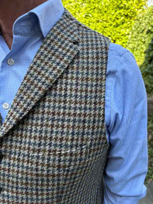 Harris Tweed Vestje "Wales" Met Revers In Houndstooth Tweed