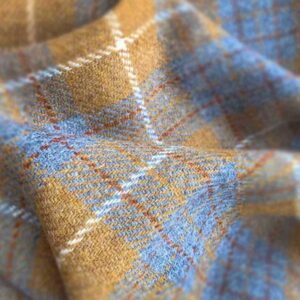 Harris Tweed Vestje "Wales" Met Revers In Amber Check