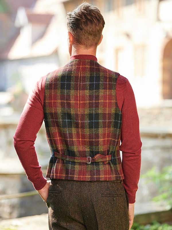 Harris Tweed Vestje "Wales" Met Revers In Check Of Island