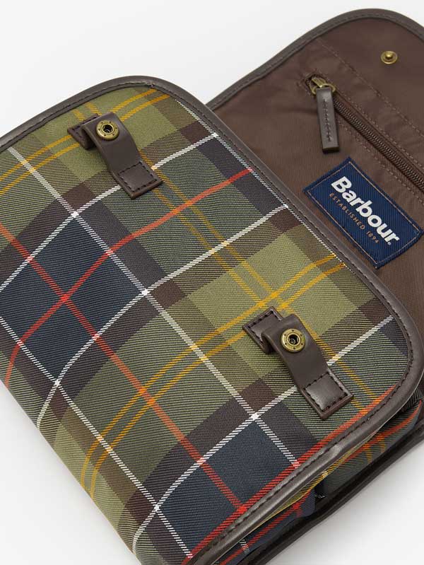 Barbour Tartan Hanging Washbag Classic