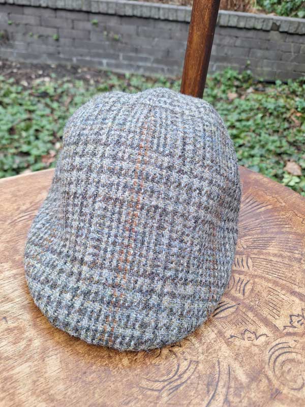 Harris Tweed Flat Cap "Henry" In Greystone Overcheck