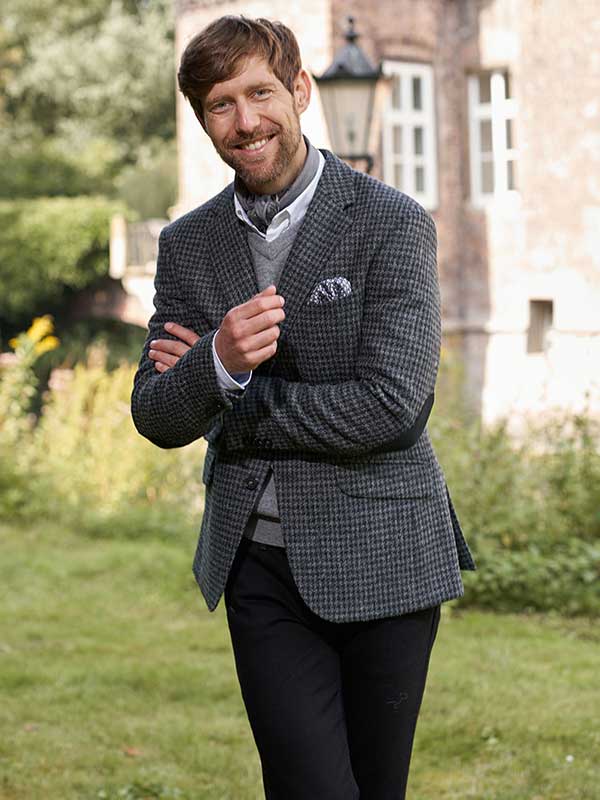 Harris Tweed Jacket "London" In Black Houndstooth