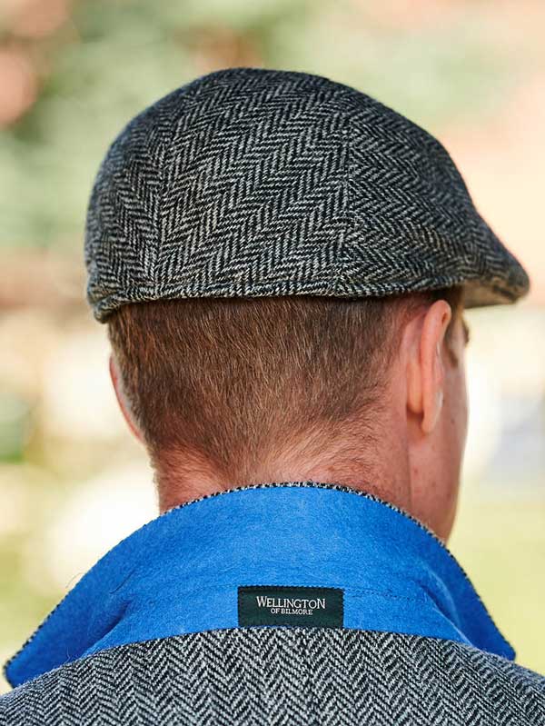Harris Tweed Flat Cap "Henry" In Black Herringbone