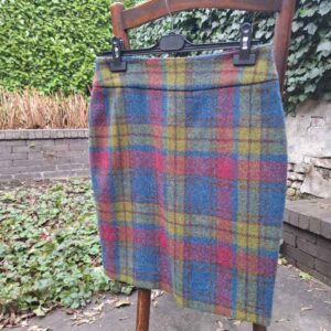 Harris Tweed Dames Rok "Pencil-Skirt" In Candy Check