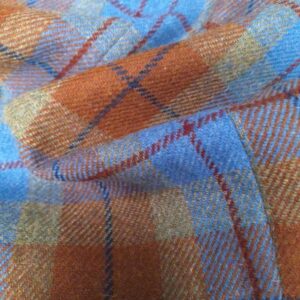 Harris Tweed Vestje "Wales" Met Revers In Gold Tartan
