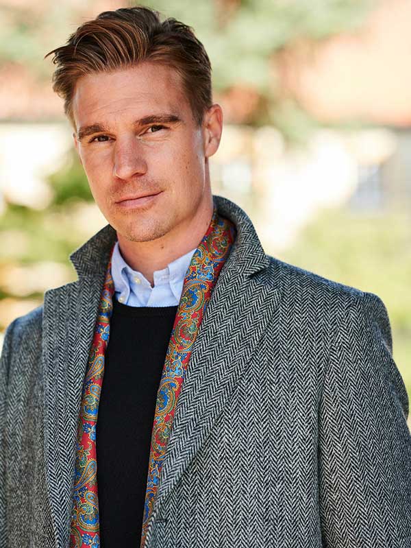 Harris Tweed Overjas "Barney" In Black Herringbone