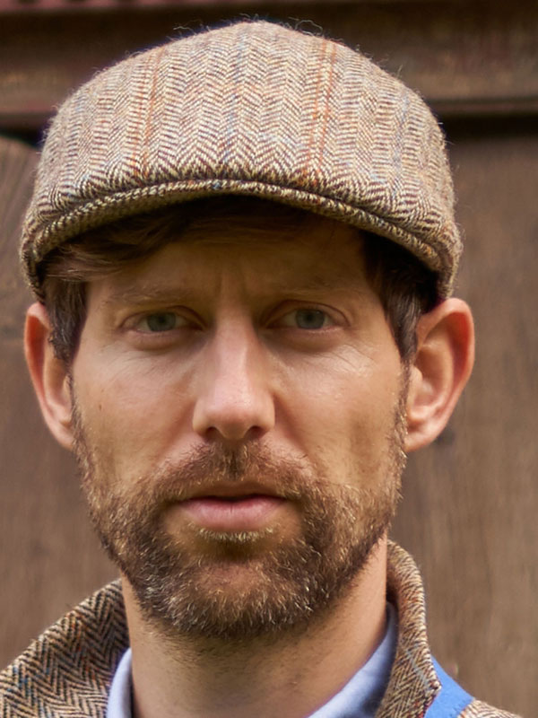 Harris Tweed Flat Cap "Henry" In Sand Herringbone