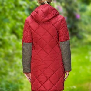 Dames Steppmantel 'Perth' Met Harris Tweed Details en Capuchon In Red Dahlia