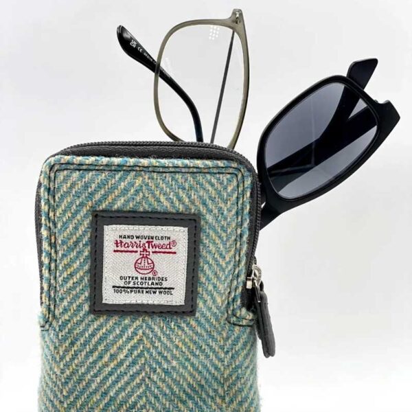 Harris Tweed Double Glasses Sleeve in Turquoise Herringbone