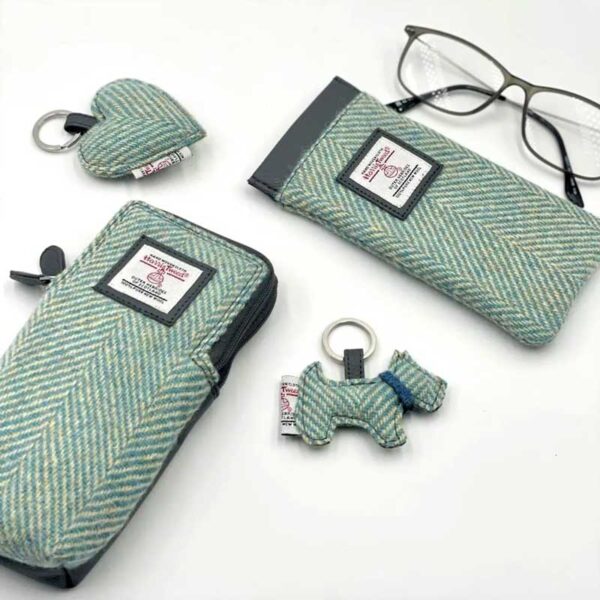 Harris Tweed Glasses Sleeve in Turquoise Herringbone